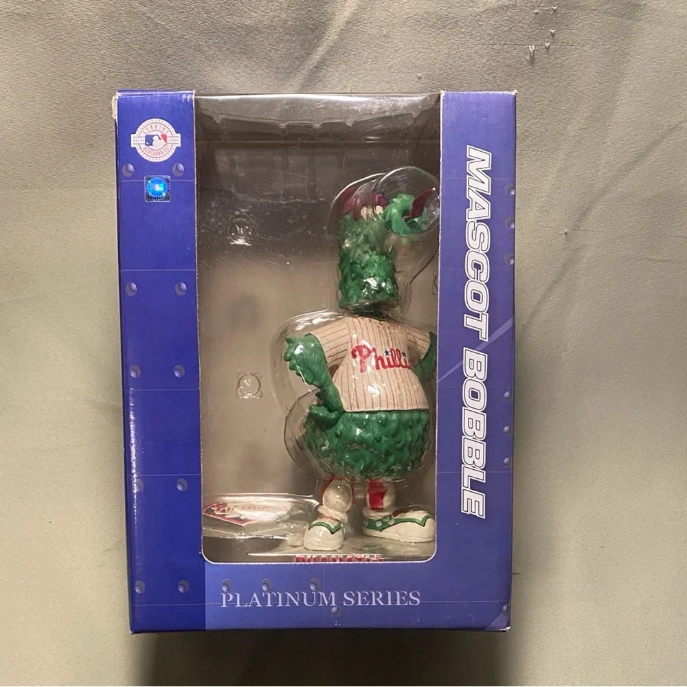 Vintage Phillies Limited  Phanatic Mascot Platinum Series Base  Bobblehead 8” - Picture 2 of 15